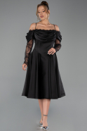 Einladungskleid In Übergröße Midi Satin Schwarz ABK2652