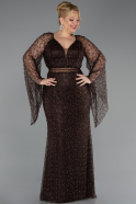 Abendkleid in Übergröße Lang Perlenbesetzt Braun ABU6350