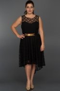 Kurzes Kleid in Übergröße Schwarz N98511