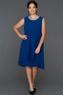 Kurzes Kleid in Übergröße Sächsischblau AB98686