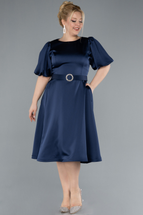 Marineblau Einladungskleid In Übergröße Satin Midi ABK2055