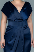 Abendgarderobe in Großen Größen Midi Satin Marineblau ABK1499