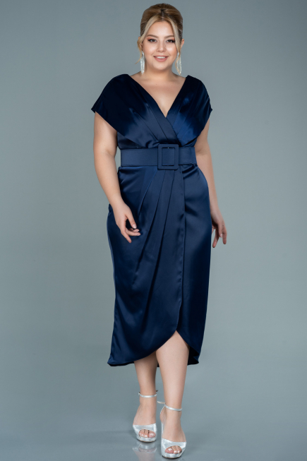 Abendgarderobe in Großen Größen Midi Satin Marineblau ABK1499