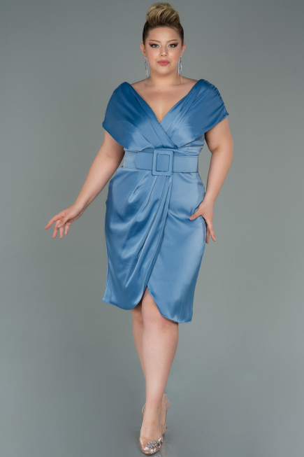 Abendgarderobe in Großen Größen Midi Satin Indigo ABK1499