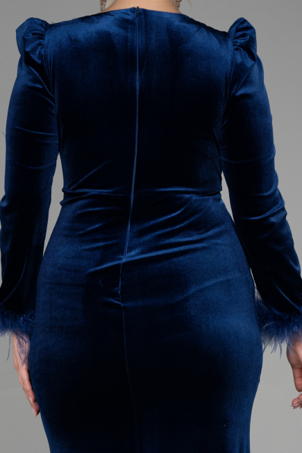 Langes Abendkleid aus Samt in Übergröße Lang Samt Marineblau ABU3394