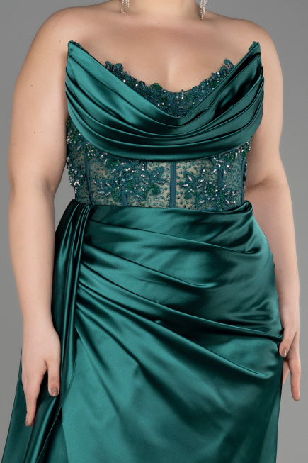 Abschlusskleid In Übergröße Lang Satin Smaragdgrün ABU3855