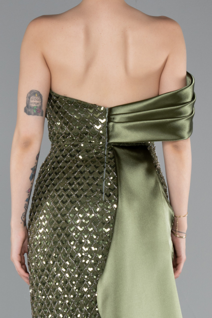Abendkleid im Meerjungfrau-Stil Lang Perlenbesetzt Khaki ABU4986