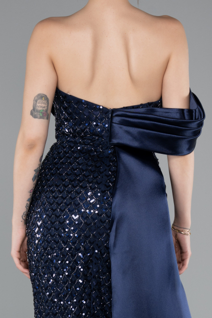 Abendkleid im Meerjungfrau-Stil Lang Perlenbesetzt Marineblau ABU4986