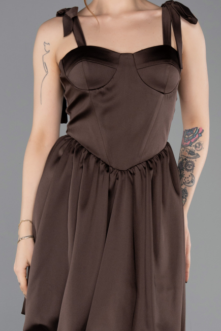 Abschlusskleid Kurz Satin Braun ABK2536