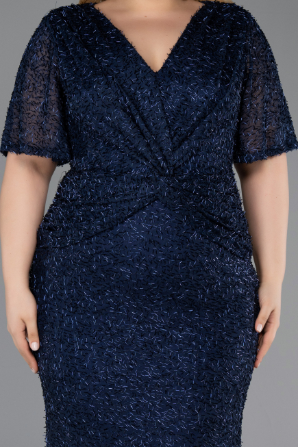 Abendkleid in Übergröße Lang Perlenbesetzt Marineblau ABU6129