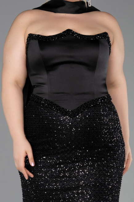 Abendkleid in Übergröße Lang Perlenbesetzt Schwarz ABU6258