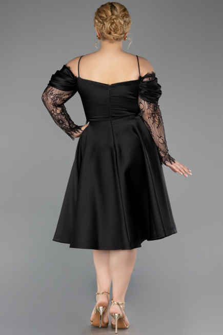 Einladungskleid In Übergröße Midi Satin Schwarz ABK2652