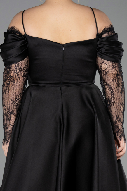 Einladungskleid In Übergröße Midi Satin Schwarz ABK2652