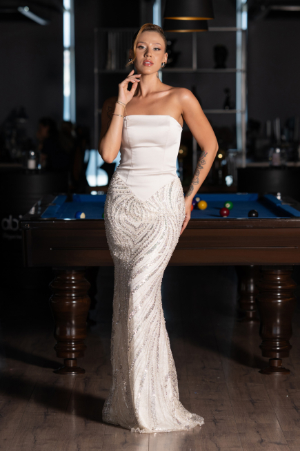Abendkleid im Meerjungfrau-Stil Lang Perlenbesetzt Beige ABU6315