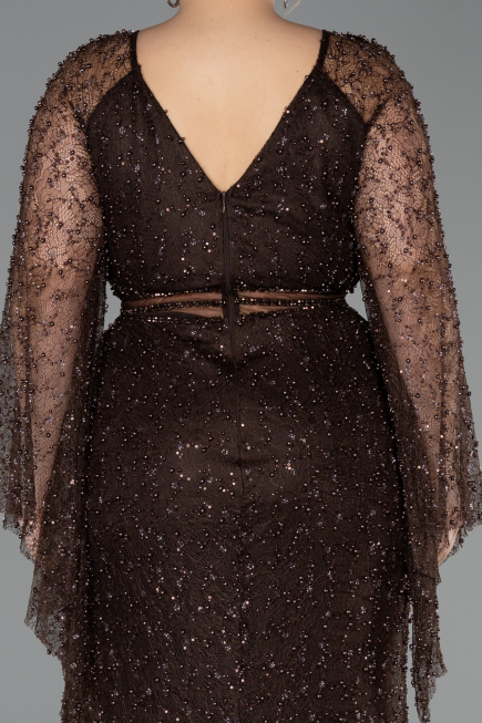 Abendkleid in Übergröße Lang Perlenbesetzt Braun ABU6350